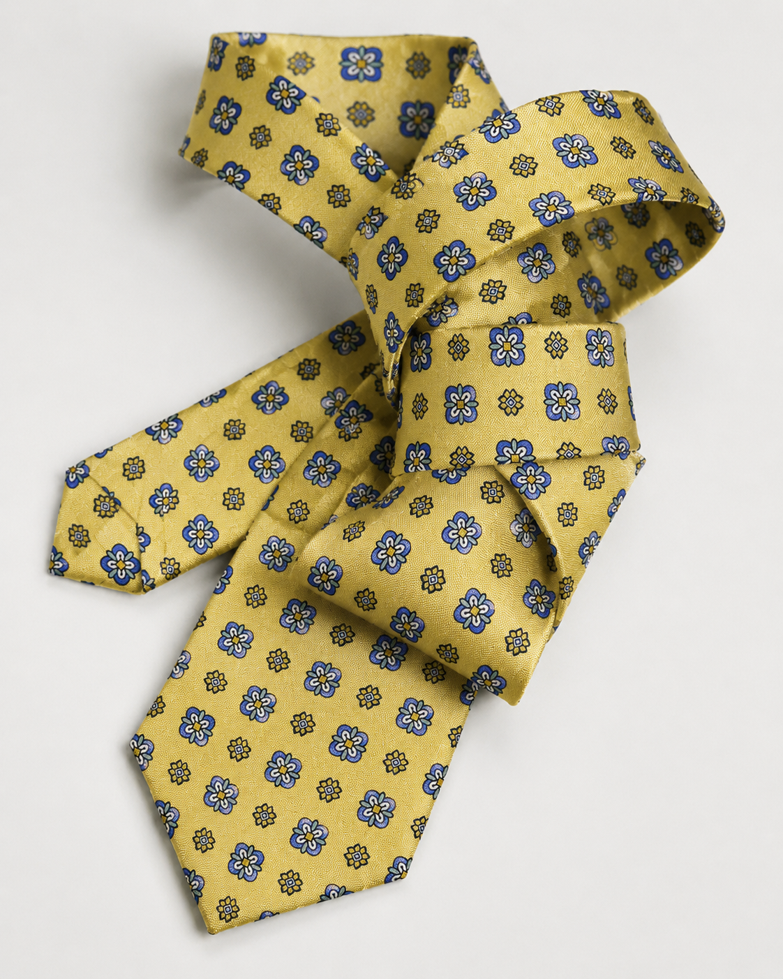 Classic tie in printed silk - Lemon yellow with blue, white and gold floral pattern - Image 2